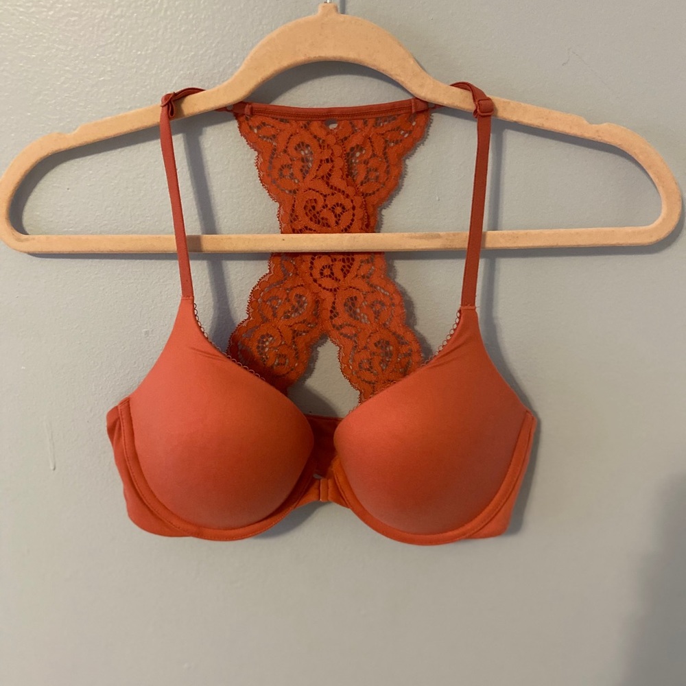 Victoria’s Secret Laced Bra WITH TAGS!!! Unworn